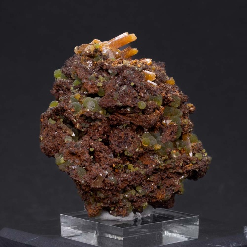 Вульфенит с миметитом