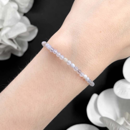 Браслет из агата голубого "сапфирин"