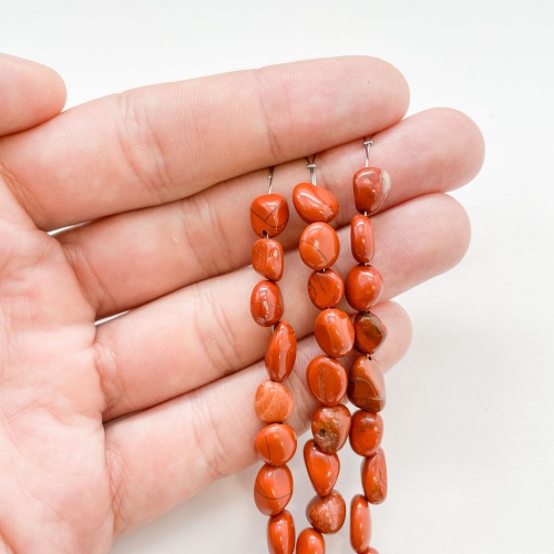 Бусины из яшмы красной
