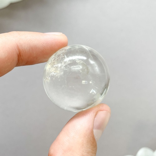 Шар из горного хрусталя