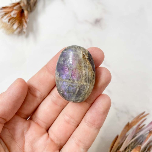 Лабрадор (лабрадорит)