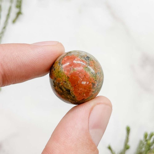 Шар из унакита