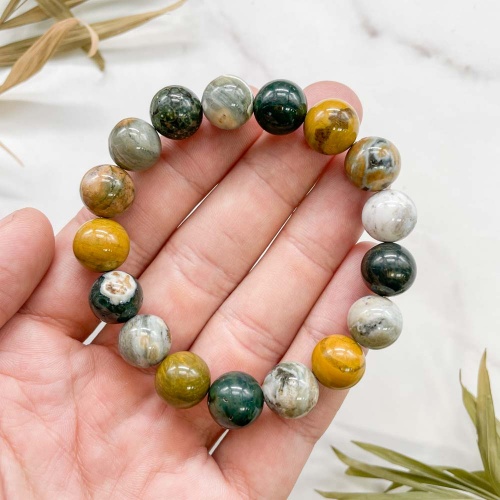 Браслет из риолита