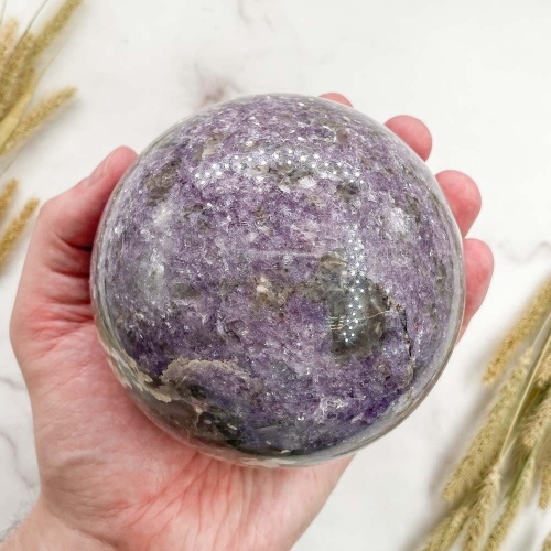 Шар из лепидолита