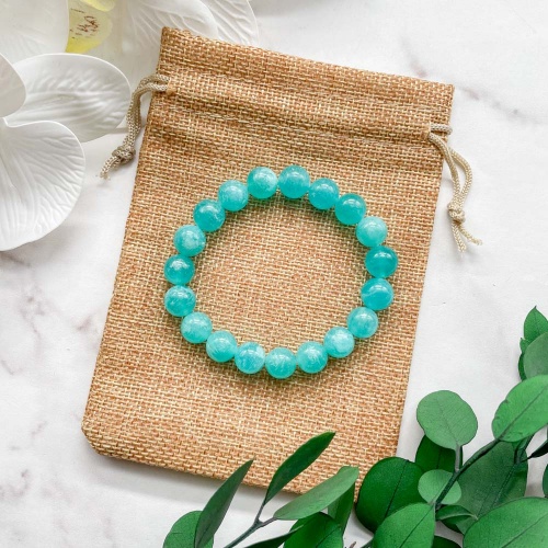 Браслет из амазонита (тонированного)