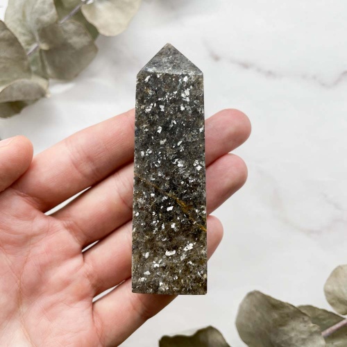 Столбик из мусковита