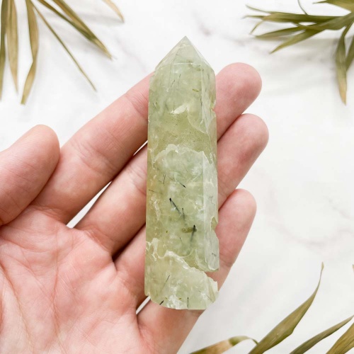 Столбик из пренита с эпидотом