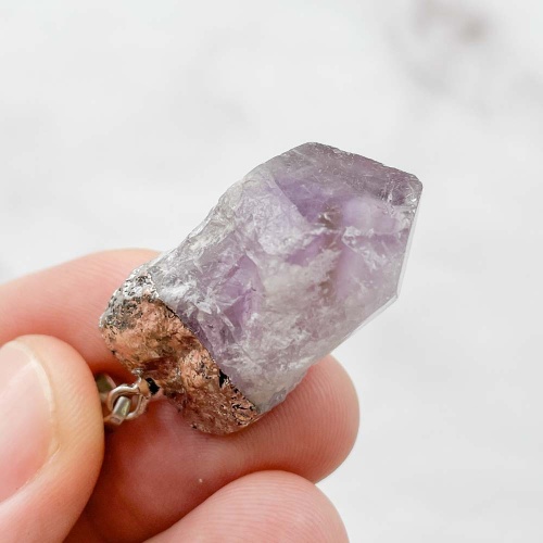 Кулон из аметиста фантомного