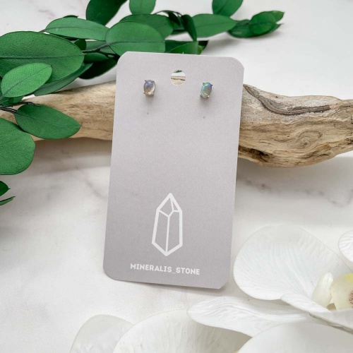 Пусеты из опала благородного