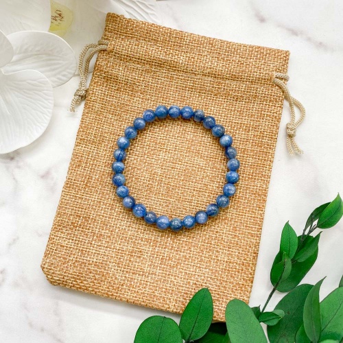 Браслет из кианита (тонированного)