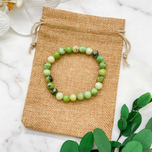 Браслет из опала "Киви"