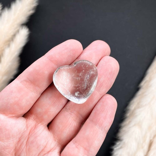 Сердце из горного хрусталя