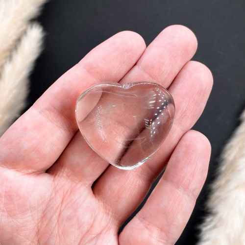 Сердце из горного хрусталя