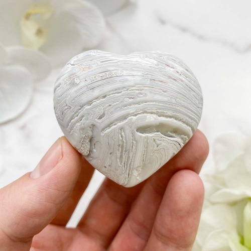 Сердце из псевдоморфозы халцедона