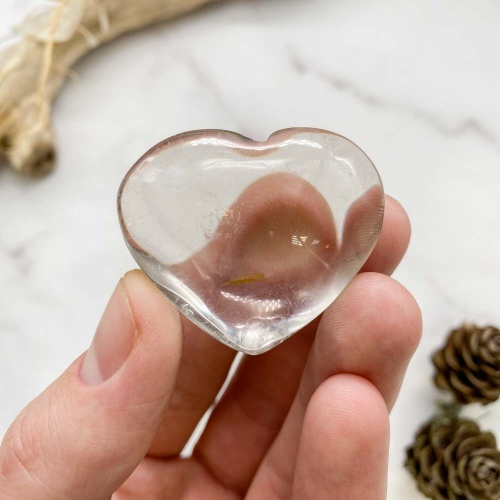 Сердце из кварца дымчатого (облученного) "раухтопаза"