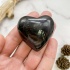 Сердце из обсидиана серебристого