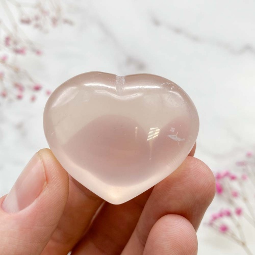 Сердце из кварца розового