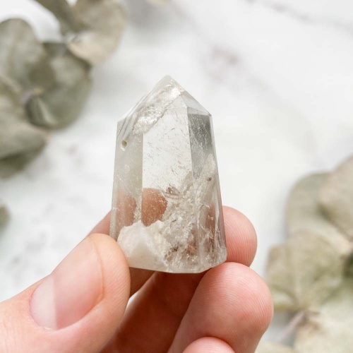 Столбик из кварца с включениями