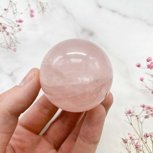 Шар из кварца розового