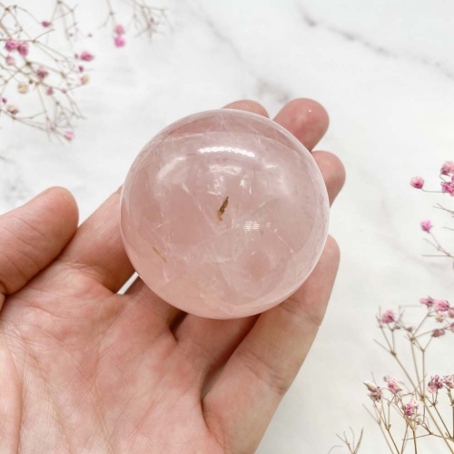 Шар из кварца розового