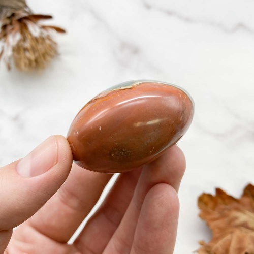 Яшма полихромная