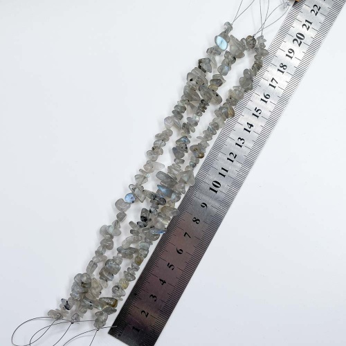 Бусины из лабрадора (лабрадорита)