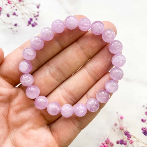 Браслет из кунцита