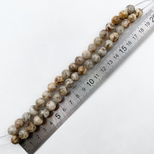 Бусины из пегматита