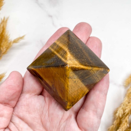 Пирамида из тигрового глаза