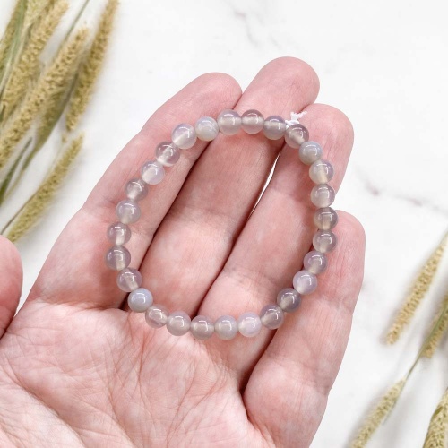 Браслет из халцедона серого 