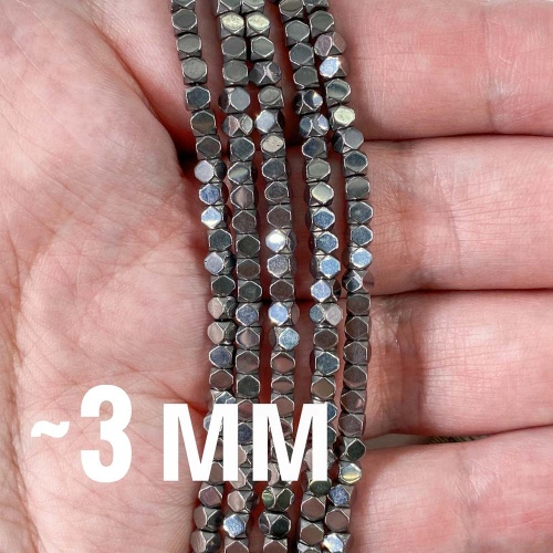 Нить бусин граненых из геметина 3 мм