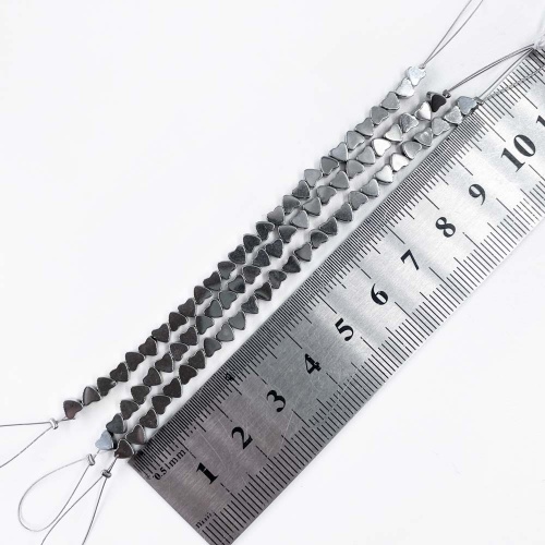 Нить бусин из геметина (сердечки) 3,5х2 мм