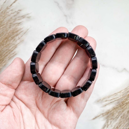 Браслет из шерла (черного турмалина)