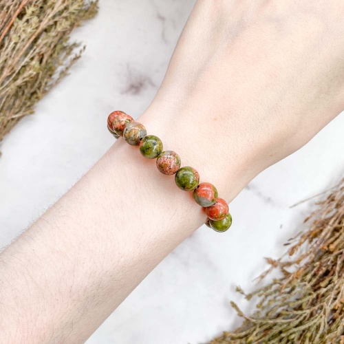 Браслет из унакита