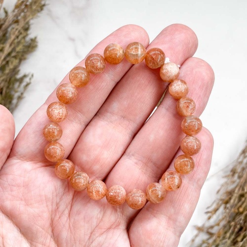 Браслет из солнечного камня