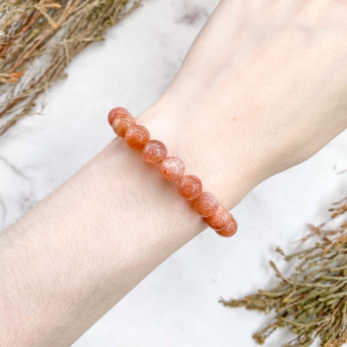 Браслет из солнечного камня