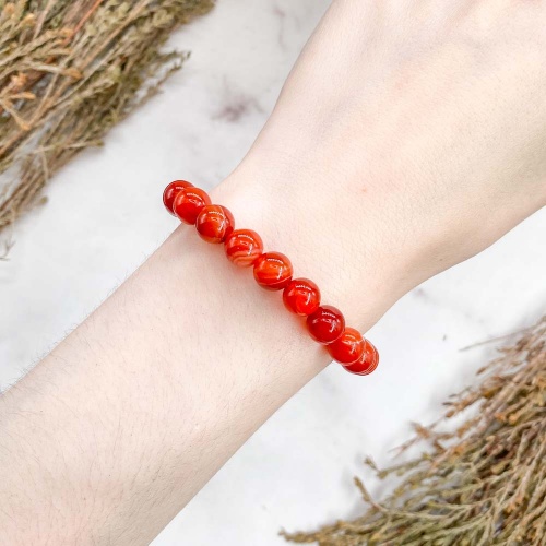 Браслет из сердолика