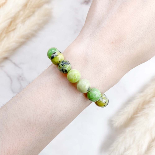 Браслет из опала "Киви"