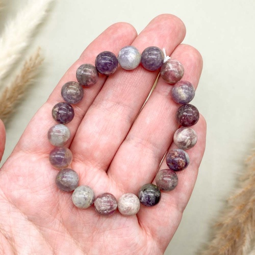 Браслет из турмалина в лепидолите