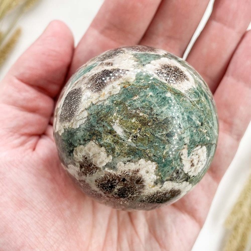 Шар из риолита