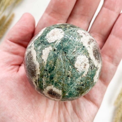 Шар из риолита